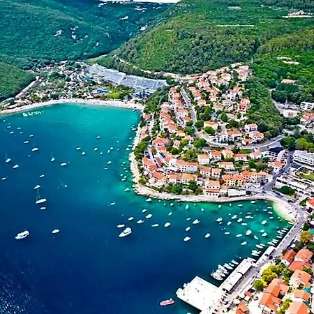 Suntop Apartman Rabac